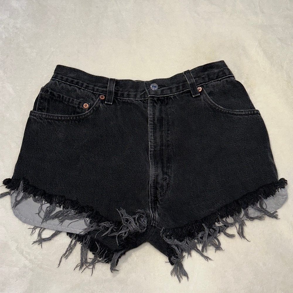 Levi’s black regular fit 505 jean shorts
